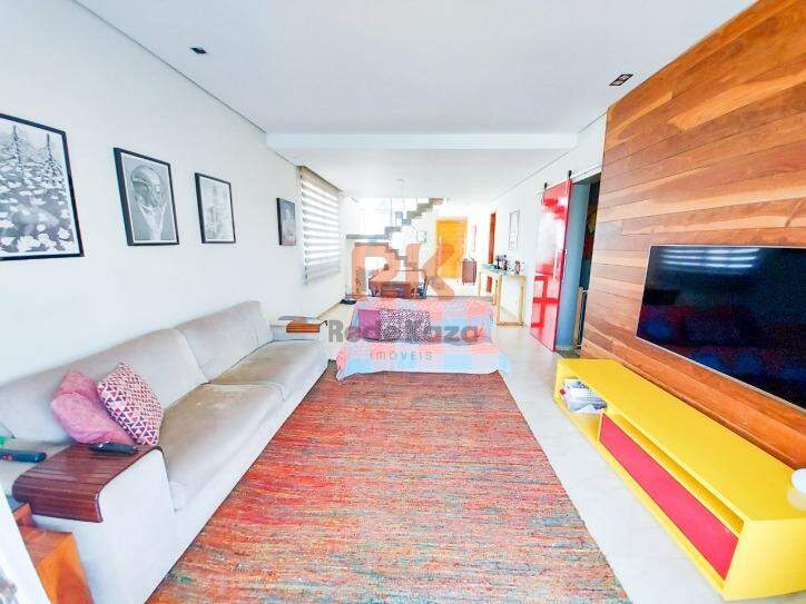 Casa à venda no Trevo: 