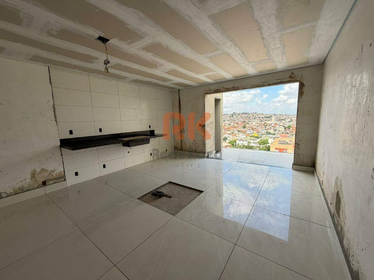 Casa geminada à venda no Manacás: 
