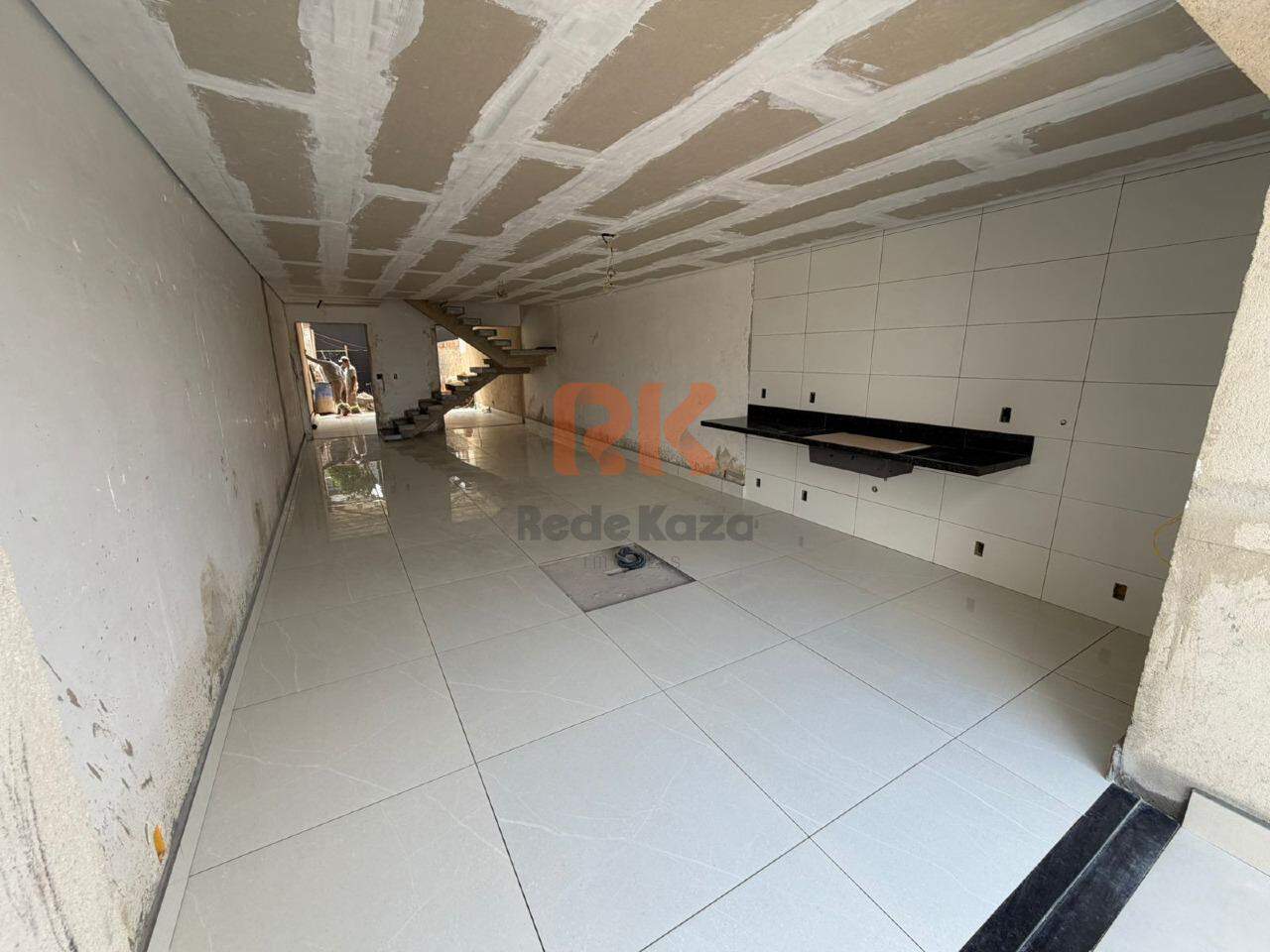 Casa geminada à venda no Manacás: 