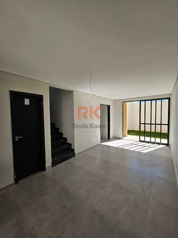 Casa em condomínio à venda no São Luiz: 