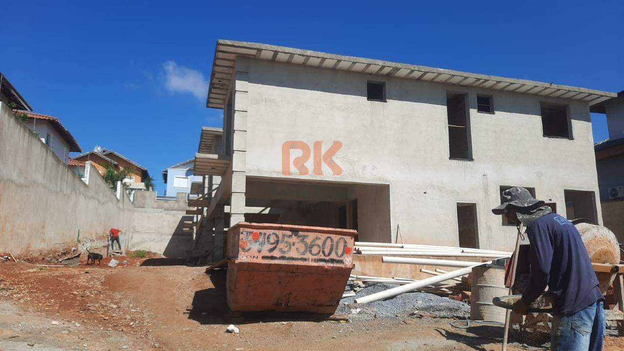 Casa em condomínio à venda no São Luiz: 