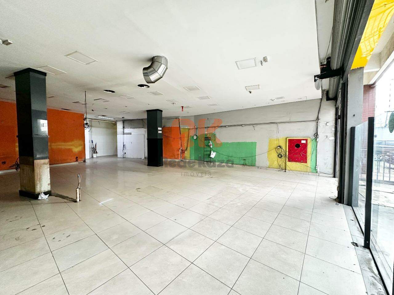 Loja para aluguel no Liberdade: 