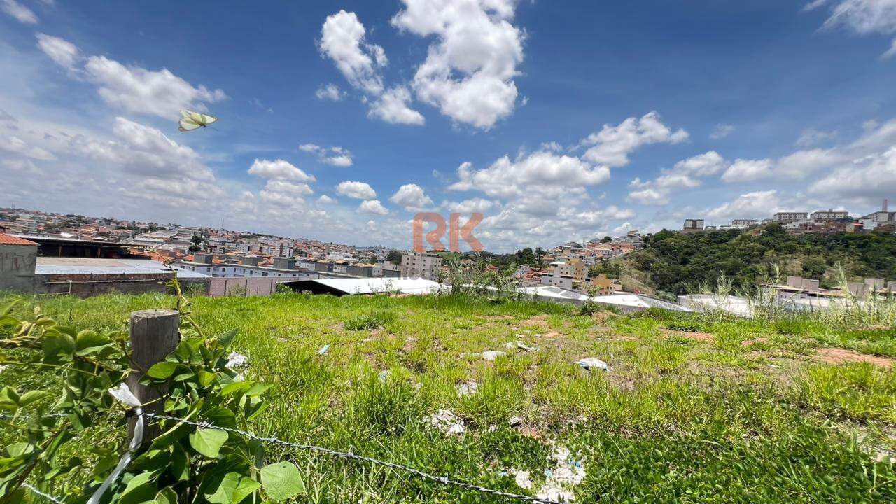 Lote Comercial à venda no Arvoredo 2ª Seção: 