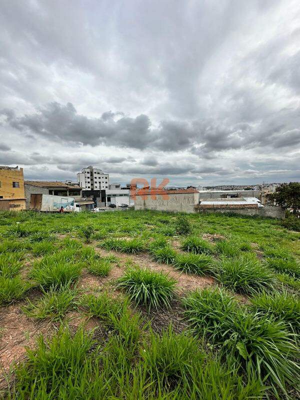 Lote à venda no Arvoredo 2: 