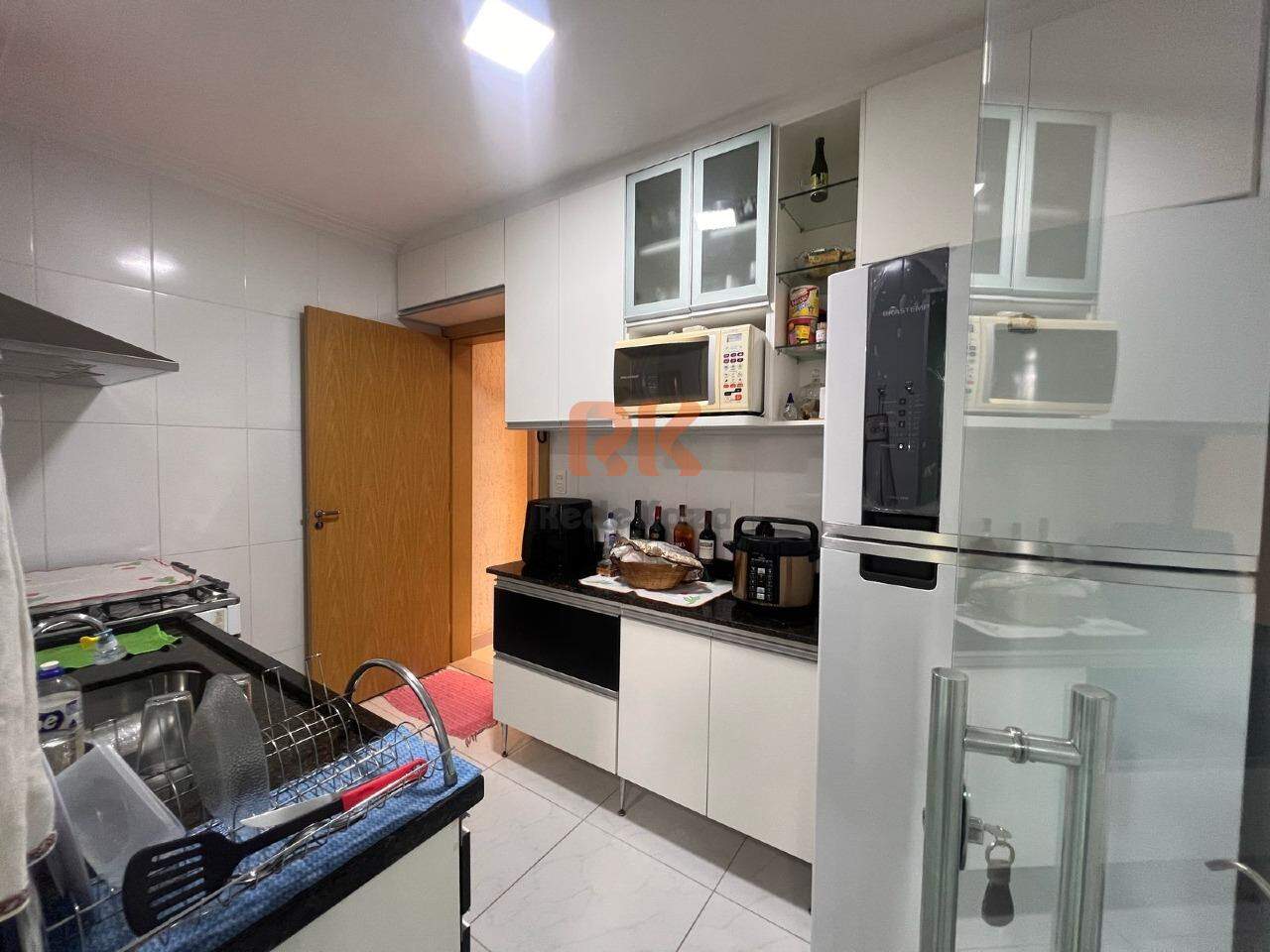 Apartamento à venda no Arvoredo 2ª Seção: 