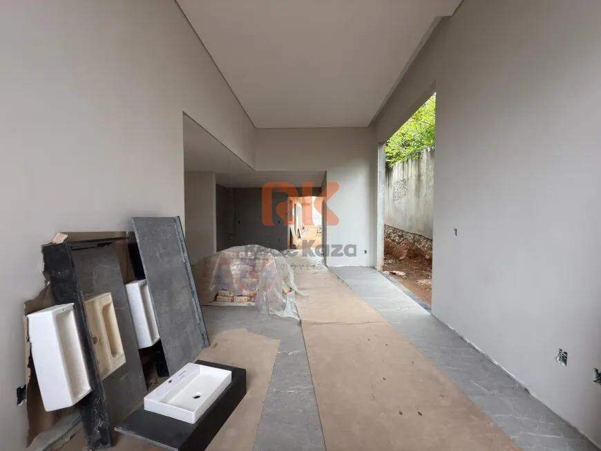 Casa à venda no Trevo: 