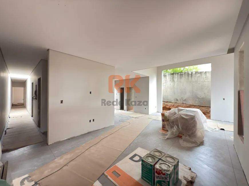 Casa à venda no Trevo: 