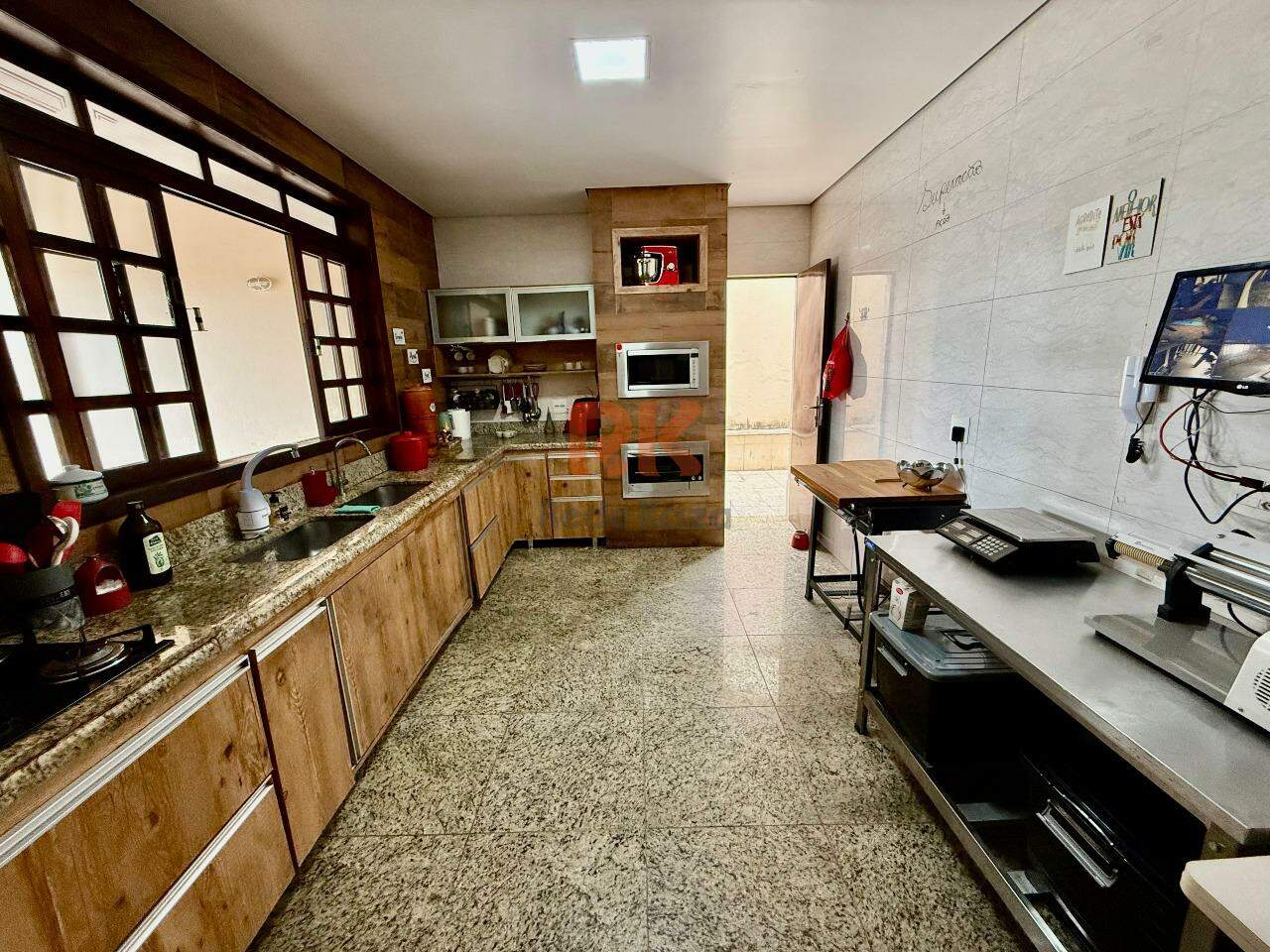 Casa à venda no Trevo: 
