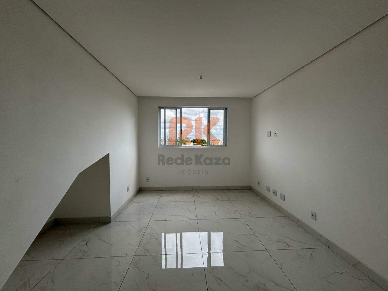 Cobertura à venda no Planalto: 