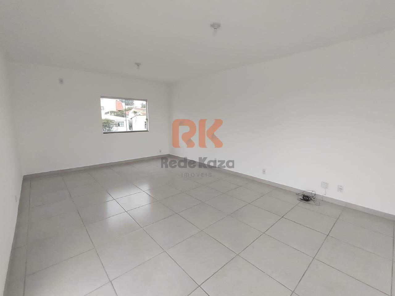 Sala para aluguel no Santa Rosa: 