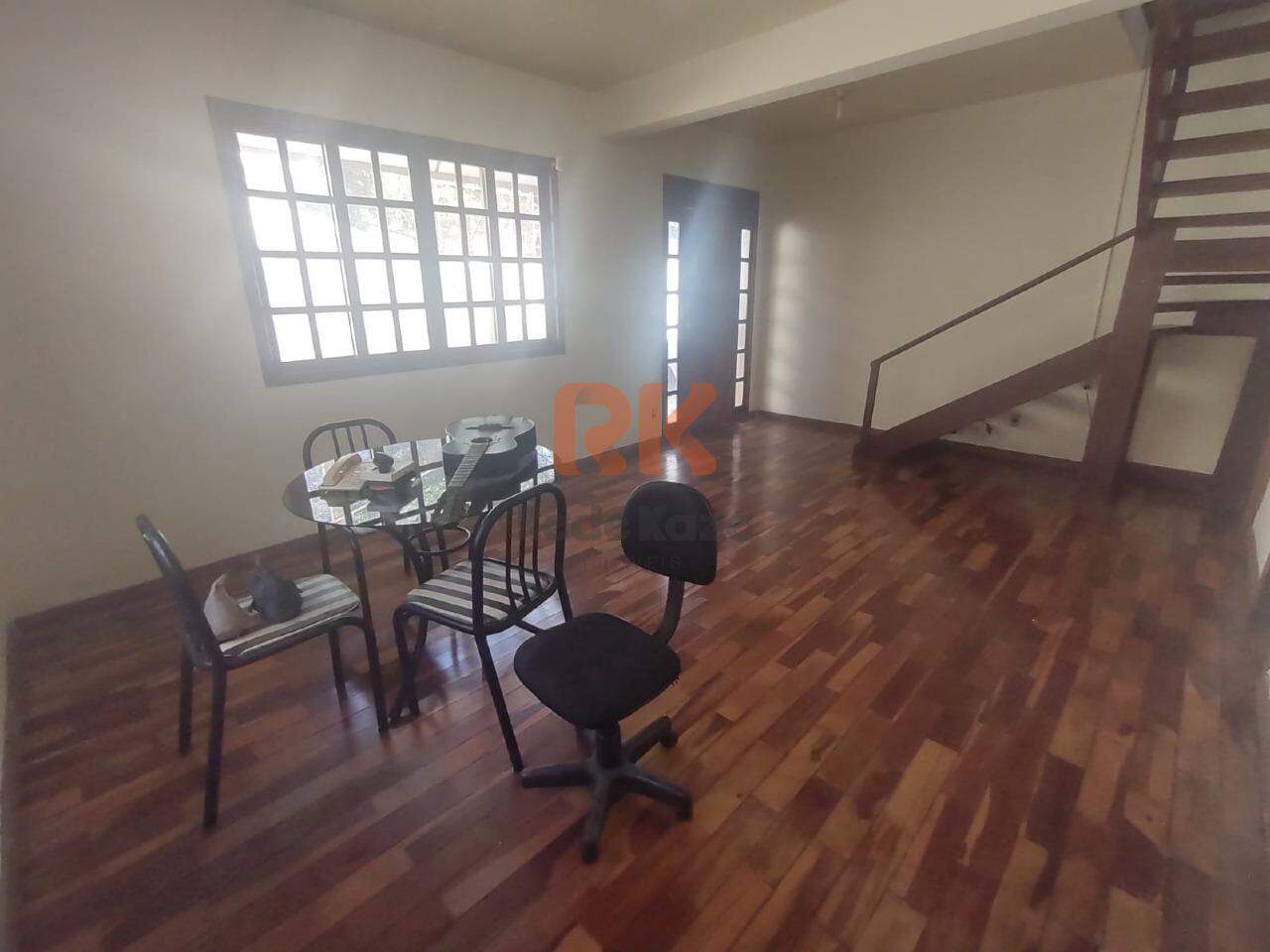 Casa comercial para aluguel no Floramar: 