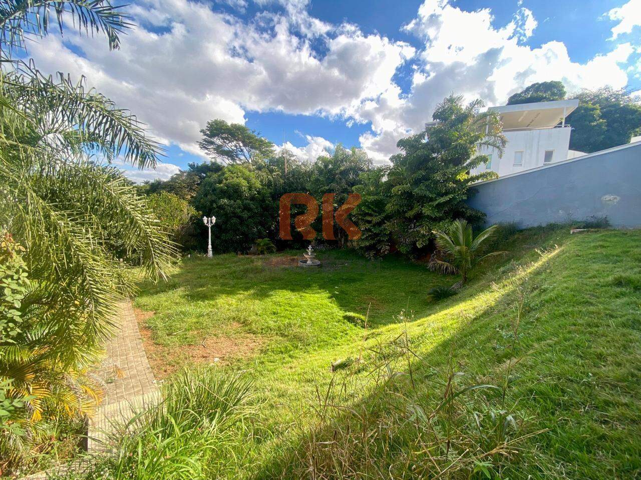 Lote à venda no Garças: 