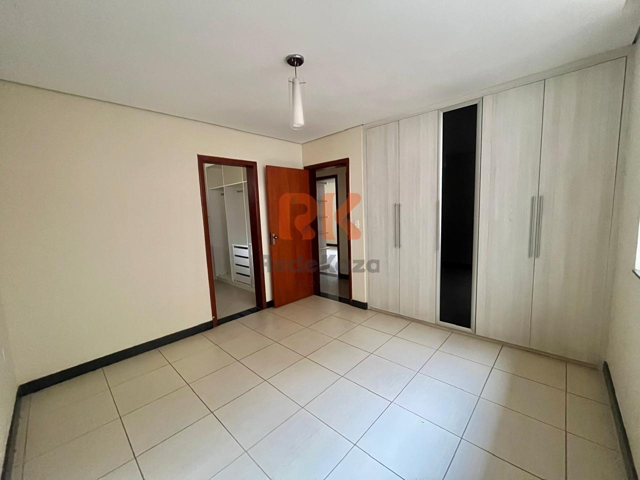 Casa para aluguel no Santa Cruz: 