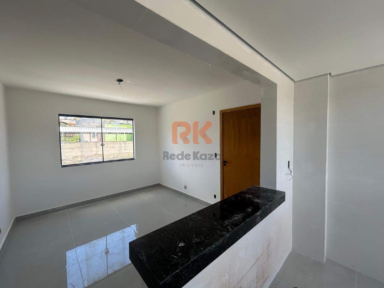 Apartamento à venda no Coqueiros: 