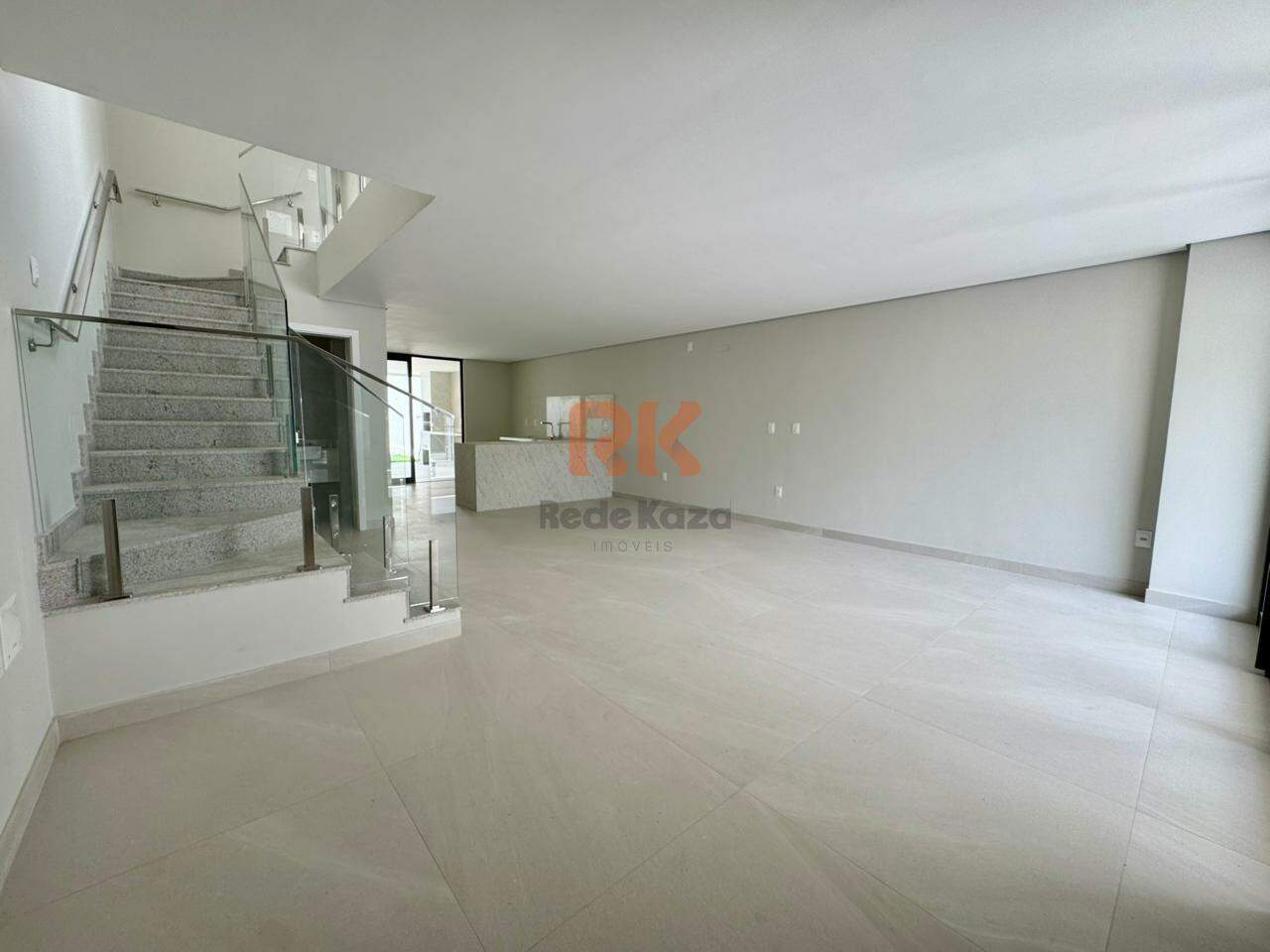 Casa geminada à venda no Cabral: 