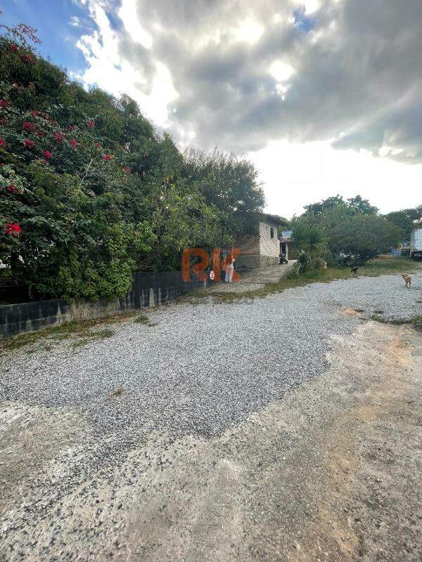 Casa à venda no Chácaras Reunidas Santa Terezinha: 