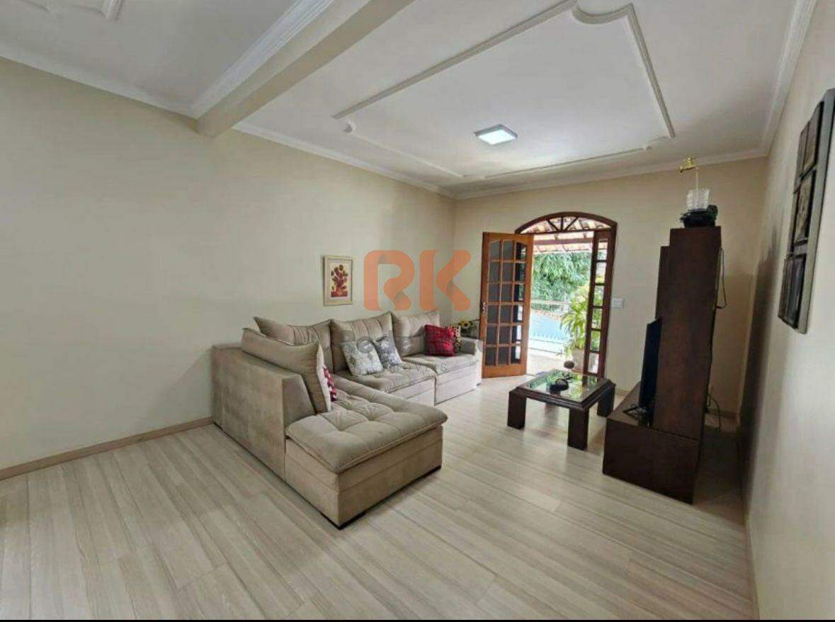 Casa à venda no Santa Cruz: 