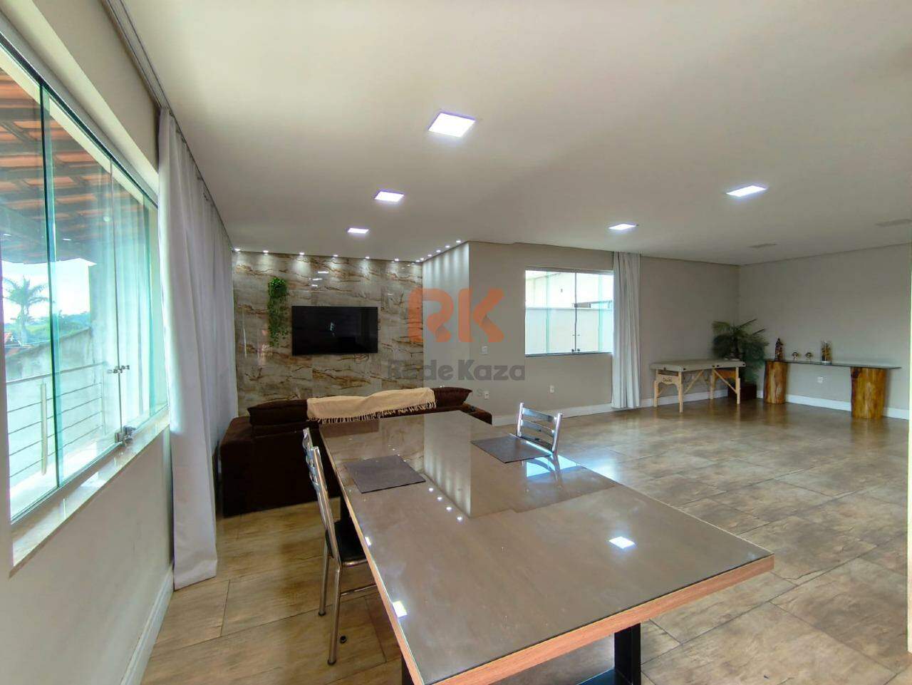 Casa à venda no Arvoredo: 