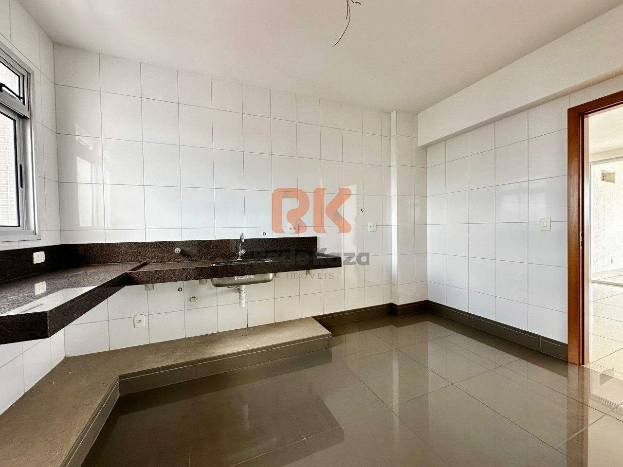 Apartamento à venda no Itapoã: 