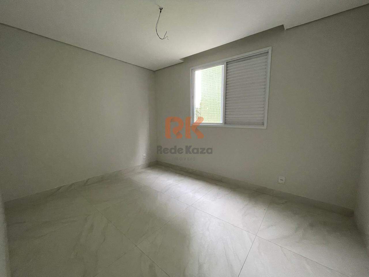 Apartamento à venda no Cabral: 