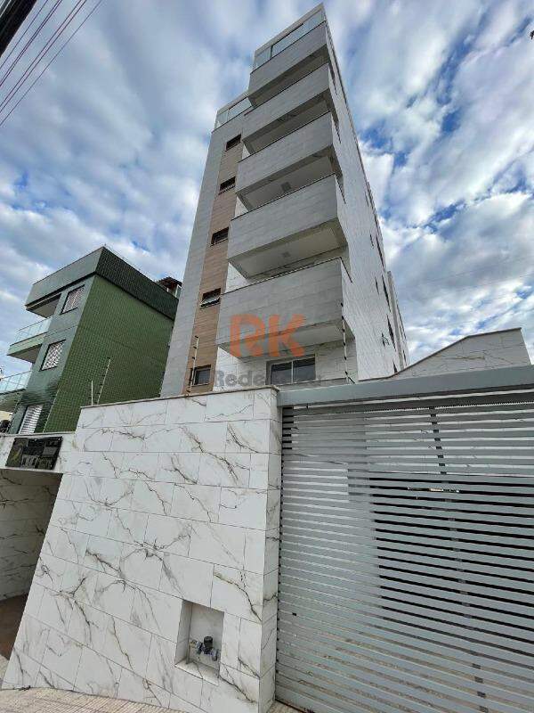 Apartamento à venda no Cabral: 