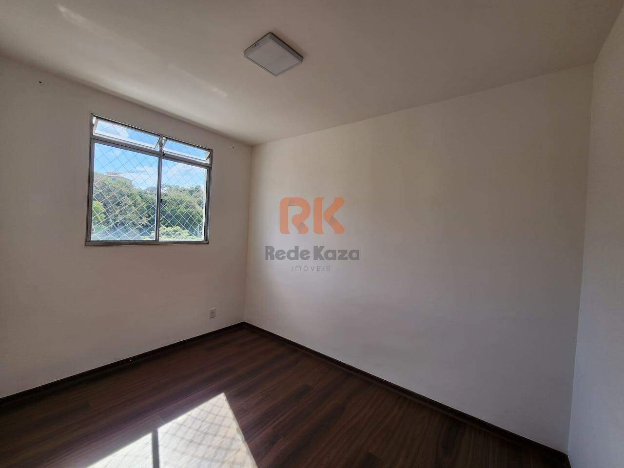 Apartamento para aluguel no Cabral: 