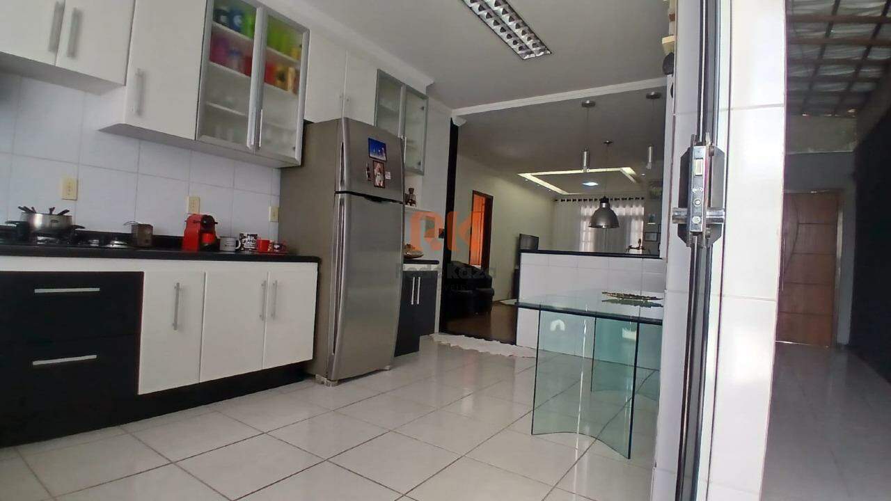 Casa comercial à venda no Eldorado: 