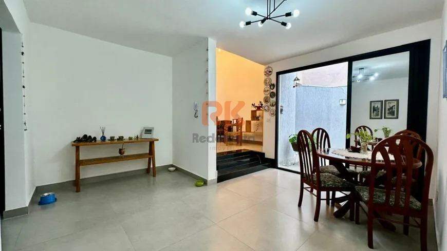 Casa à venda no Itapoã: 
