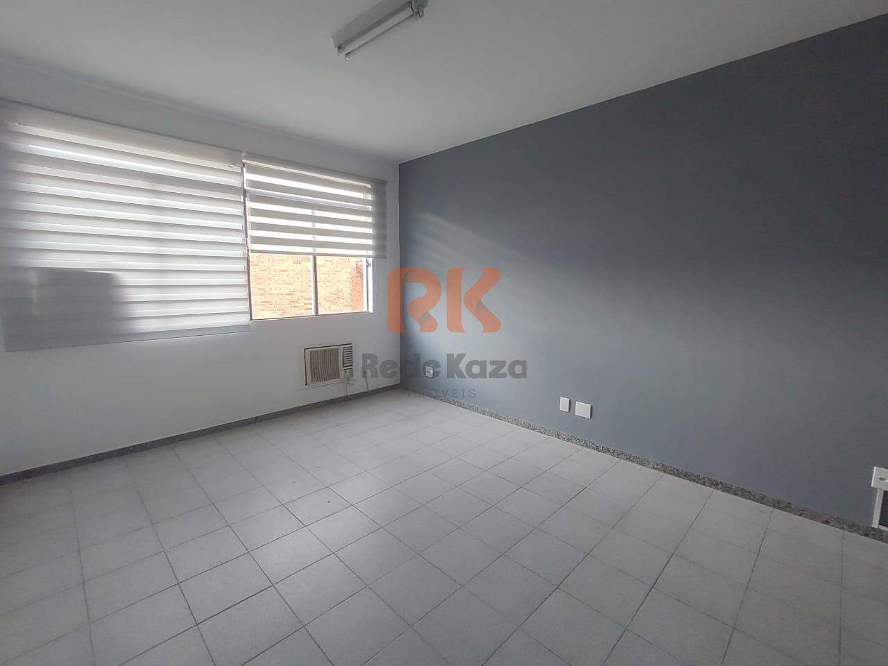 Sala para aluguel no São Luiz: 