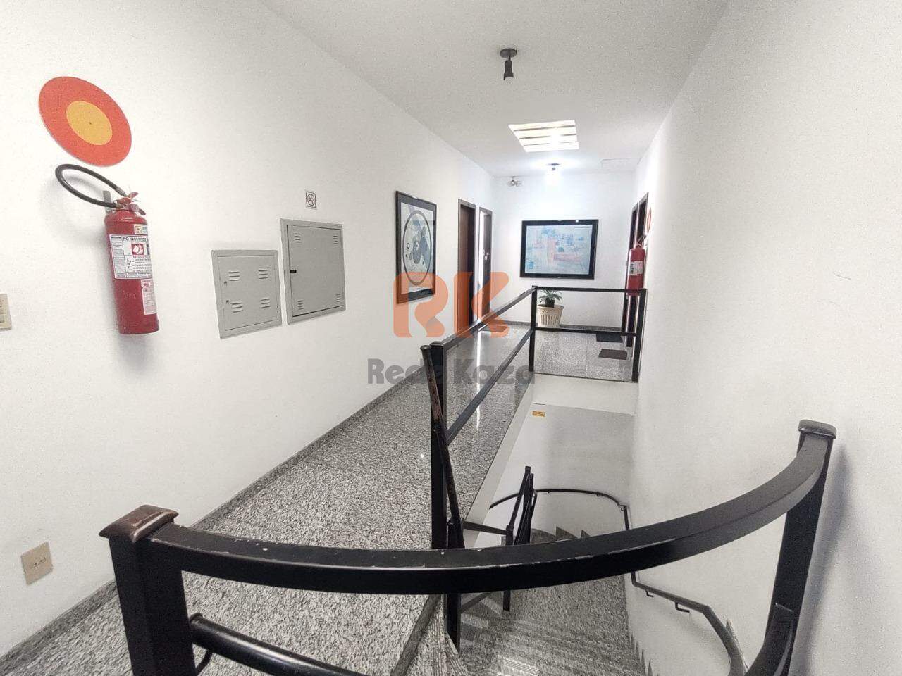 Sala para aluguel no São Luiz: 