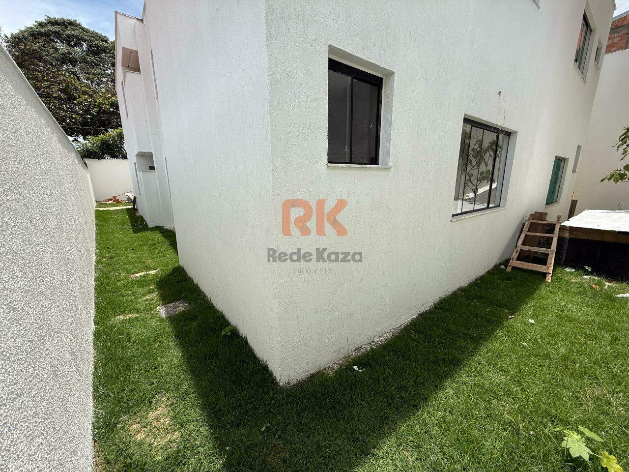 Casa geminada à venda no Jardim Leblon: 