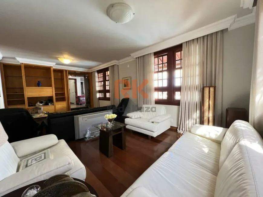 Casa à venda no São Luiz: 