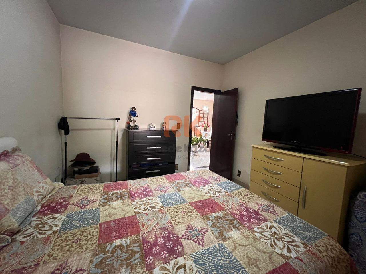 Casa à venda no Arvoredo: 