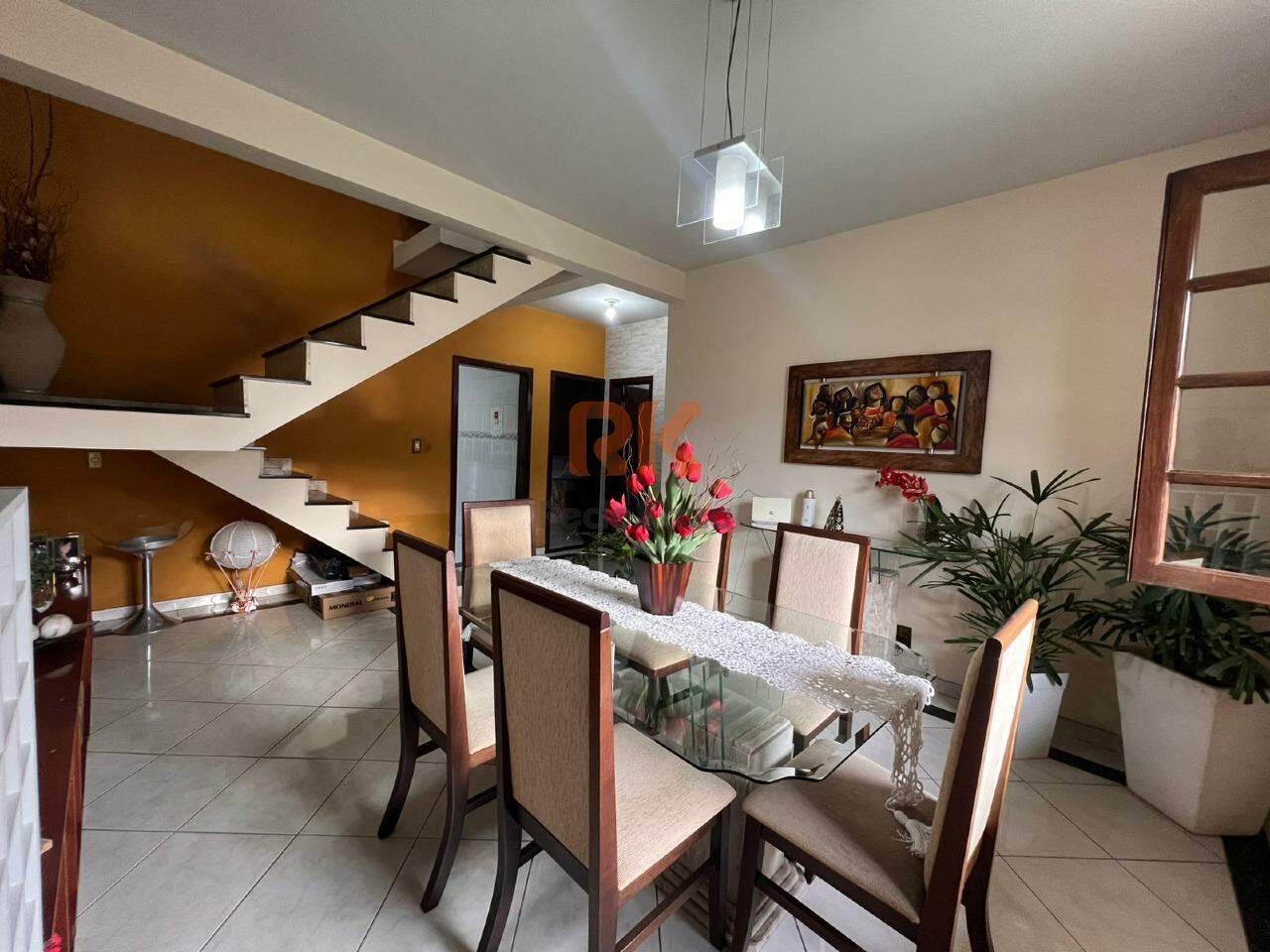 Casa à venda no Arvoredo: 