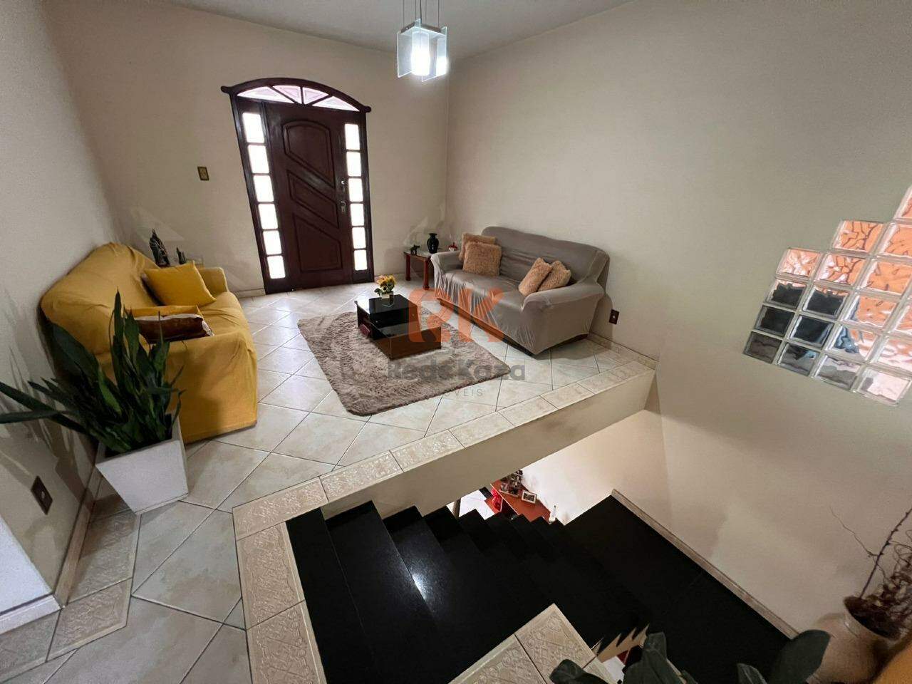Casa à venda no Arvoredo: 