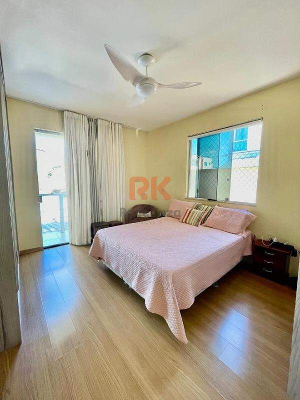 Casa geminada à venda no Cabral: 