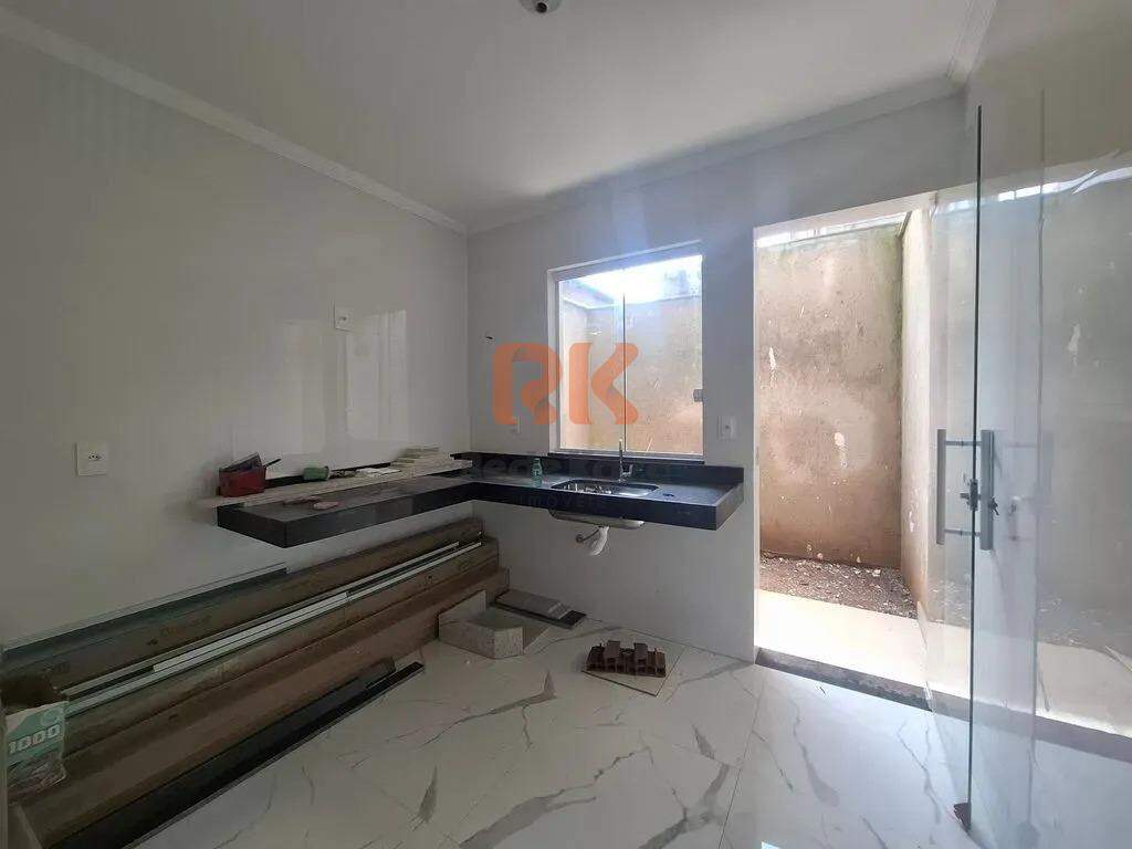 Casa à venda no Candelária: 