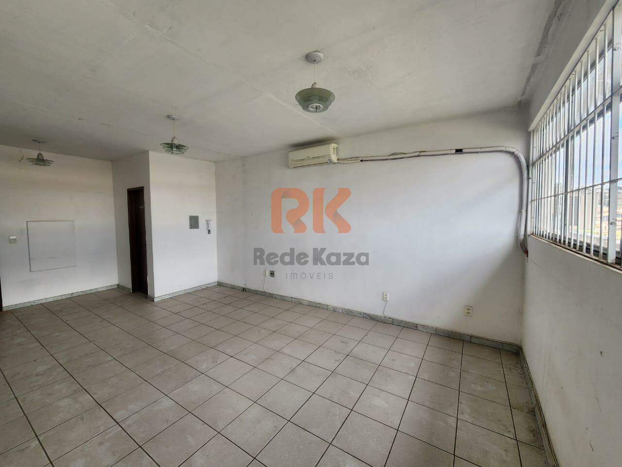 Sala para aluguel no Alípio de Melo: 