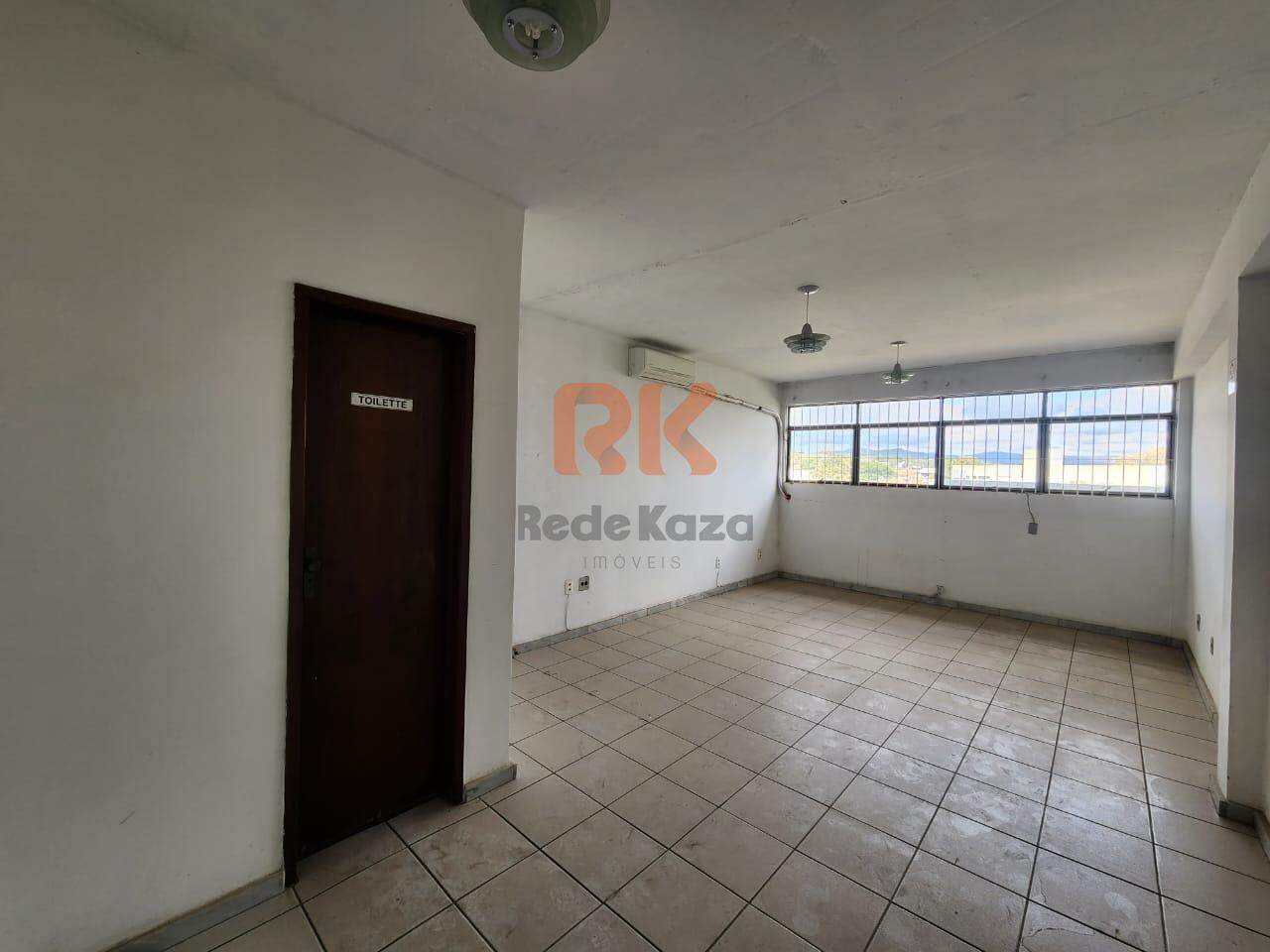 Sala para aluguel no Alípio de Melo: 