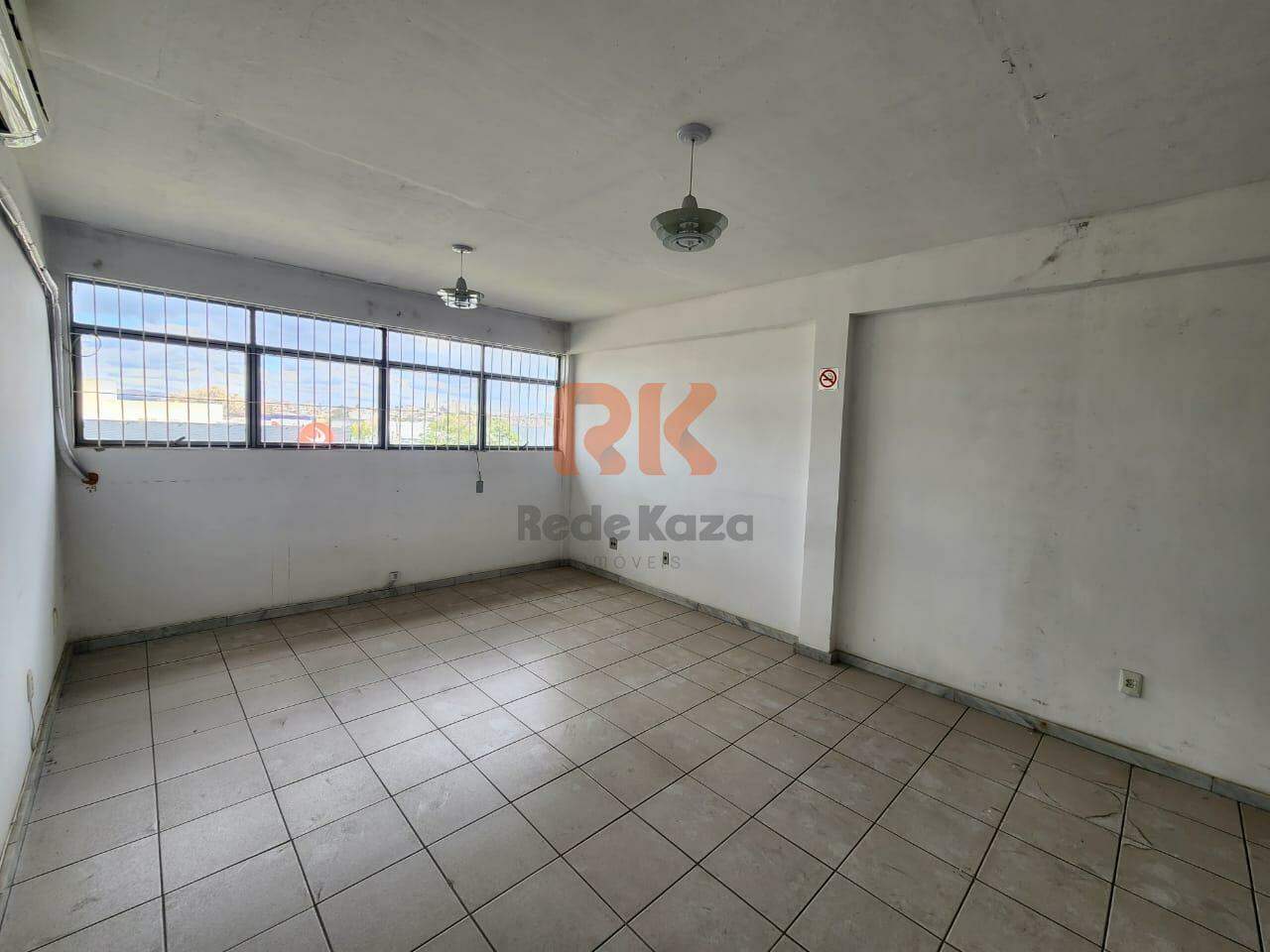 Sala para aluguel no Alípio de Melo: 