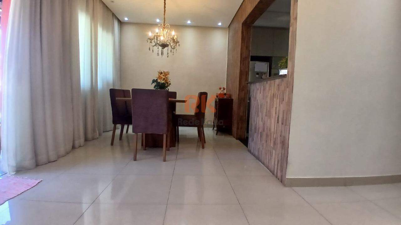 Casa à venda no Cândida Ferreira: 