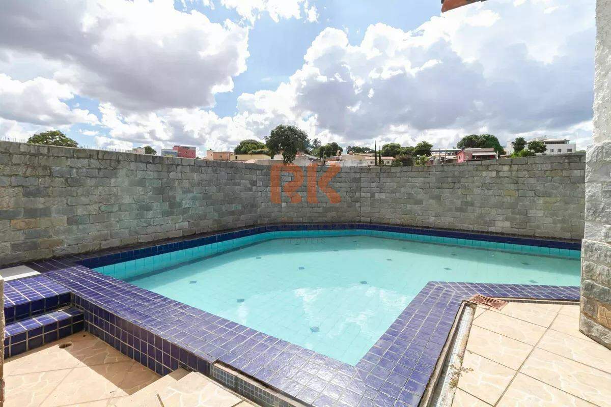 Casa à venda no São João Batista: 