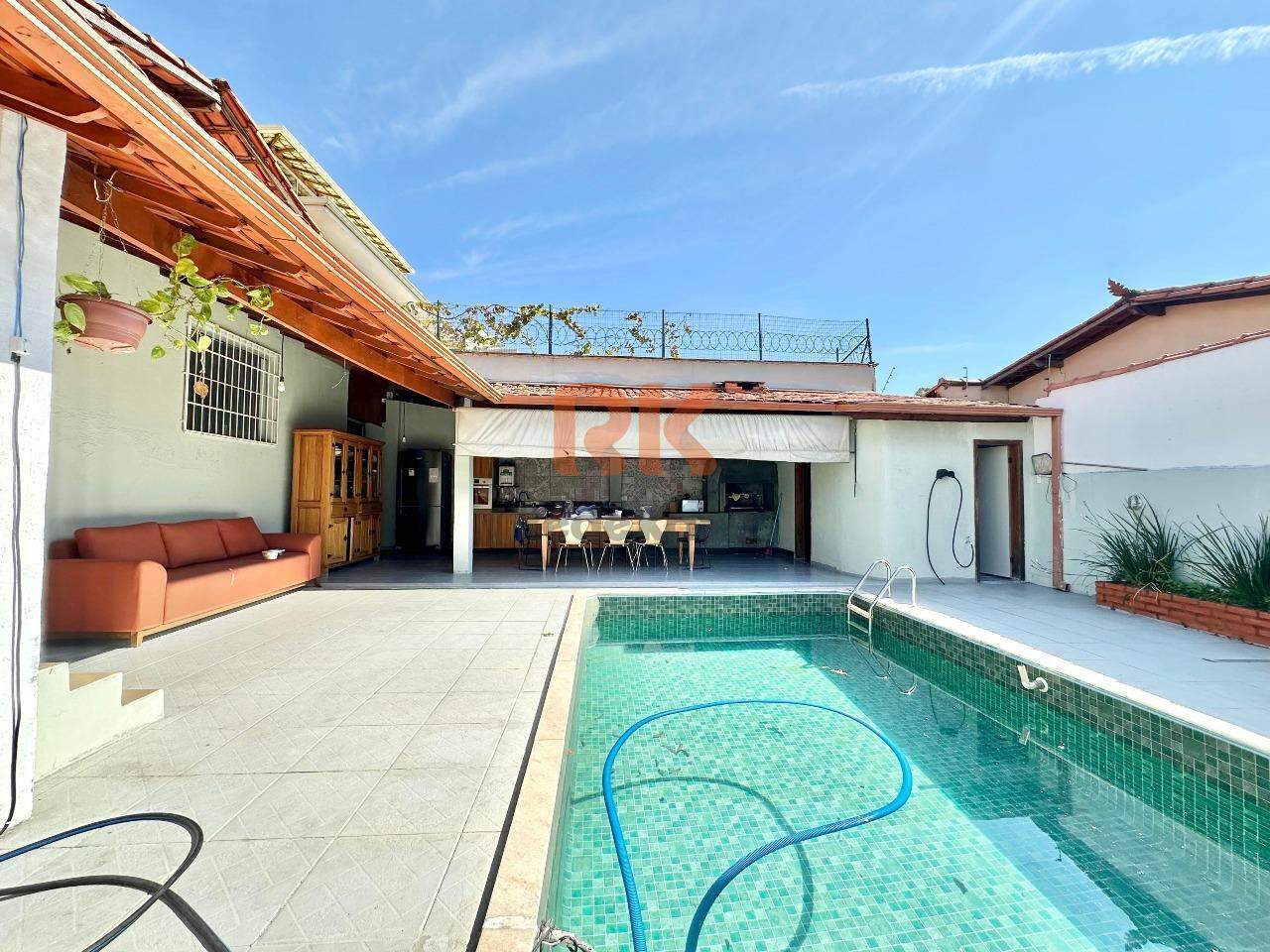 Casa à venda no Santa Mônica: 