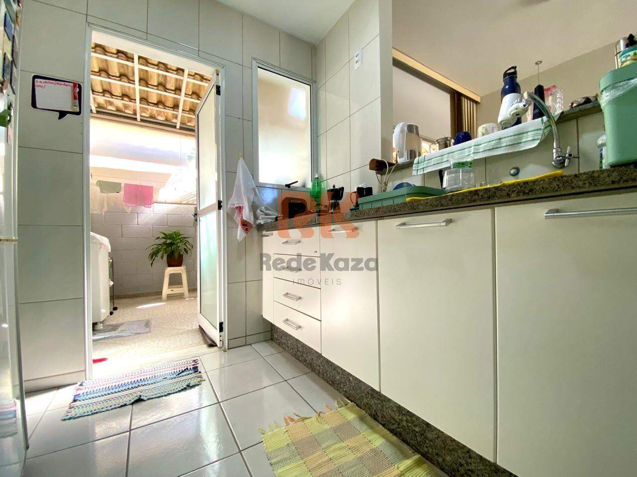 Casa em condomínio à venda no Castelo: 
