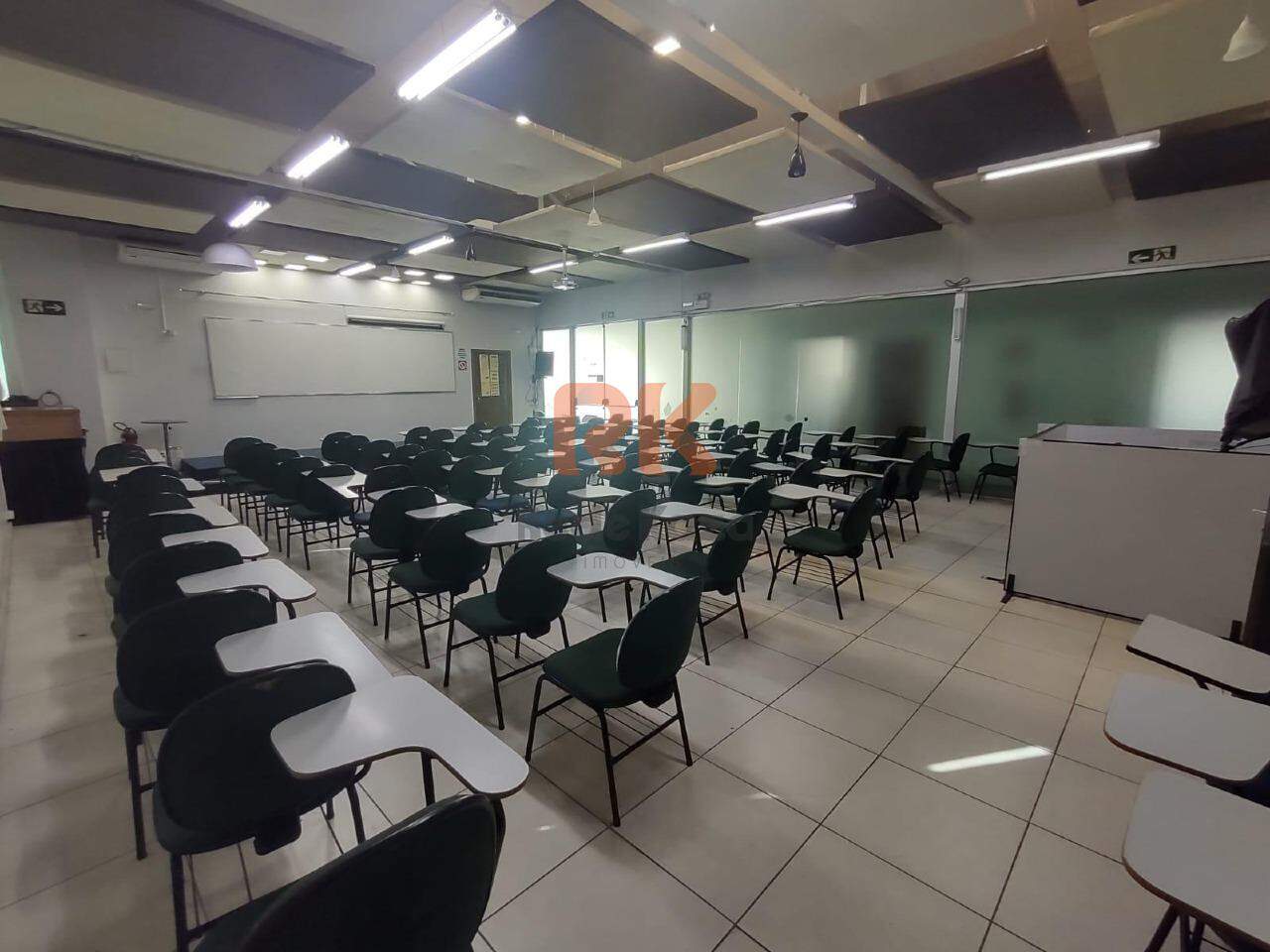 Sala à venda no Liberdade: 
