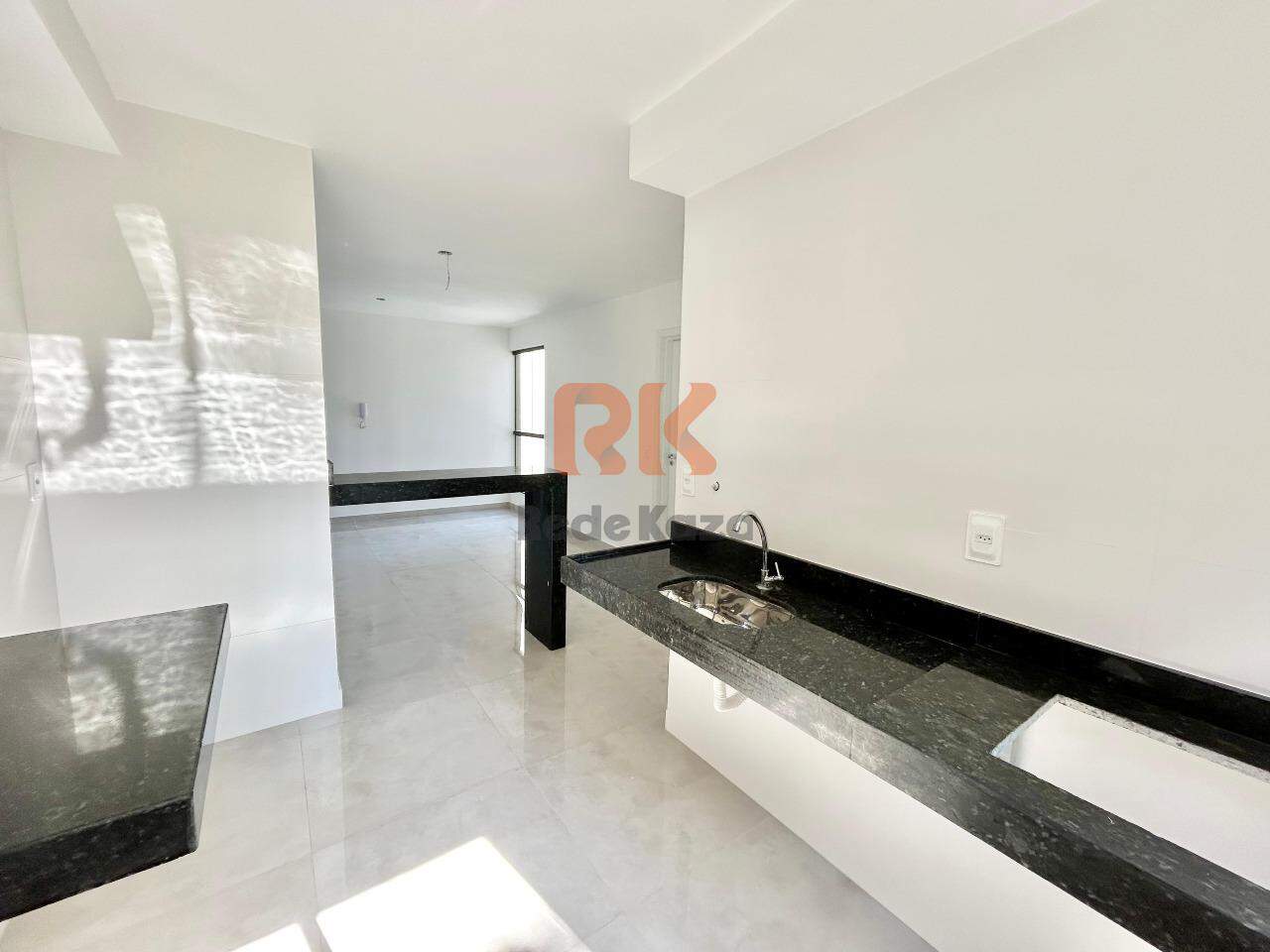 Apartamento à venda no Santa Amélia: 