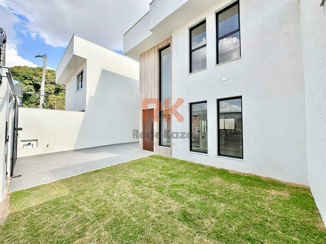 Casa à venda no Planalto: 