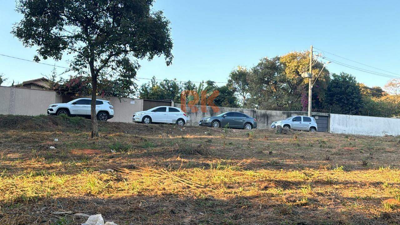 Lote à venda no Garças: 