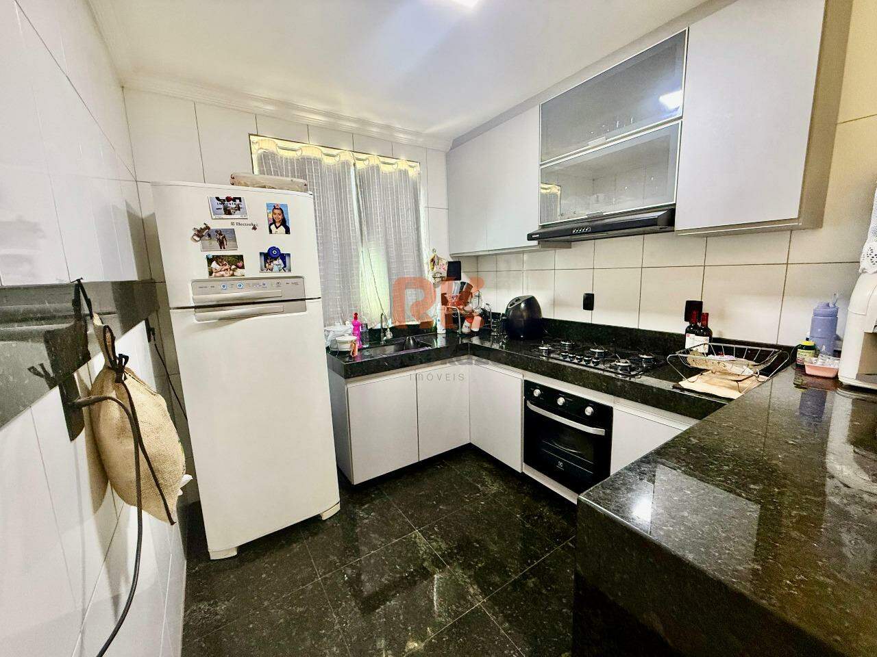 Casa geminada à venda no Eldorado: 