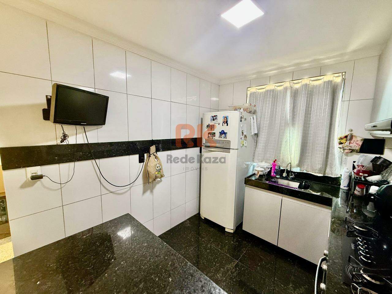 Casa geminada à venda no Eldorado: 